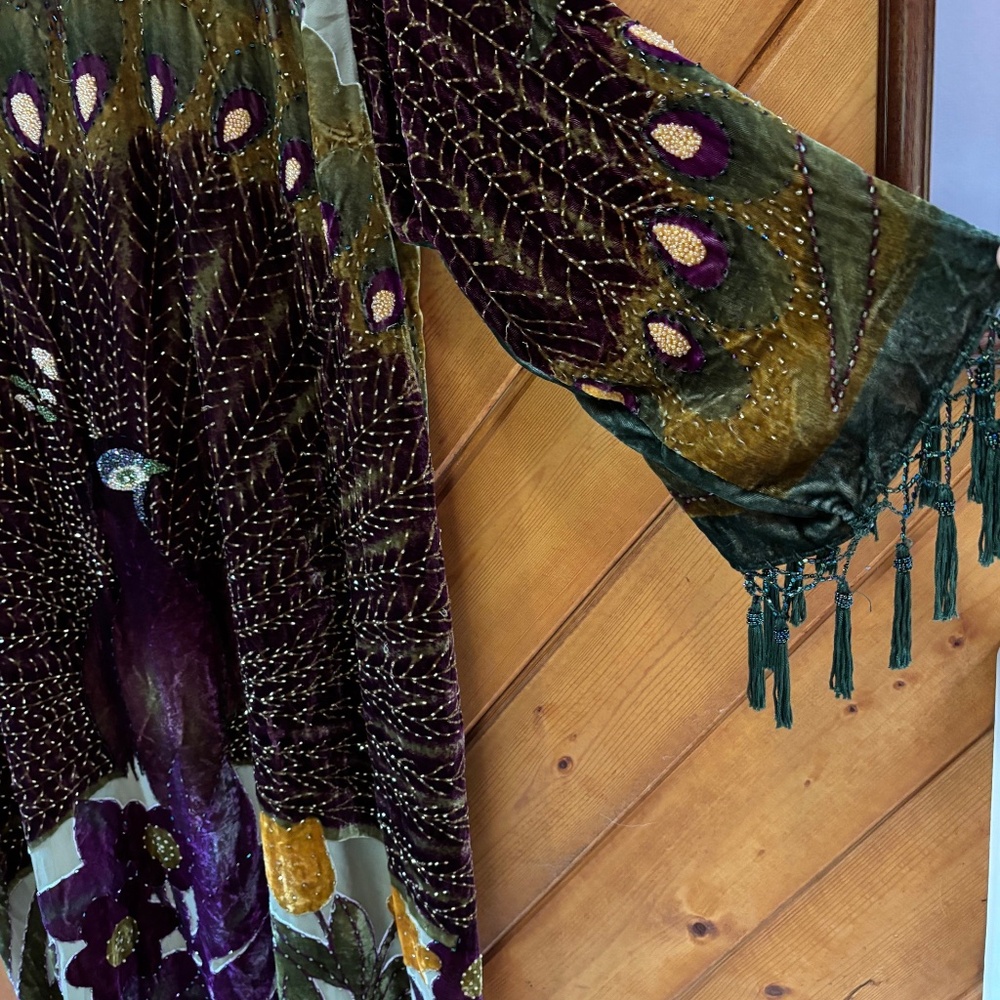 Vintage Beaded Peacock 🦚 Burnout Velvet Shawl/Kimono - Picture 3 of 8